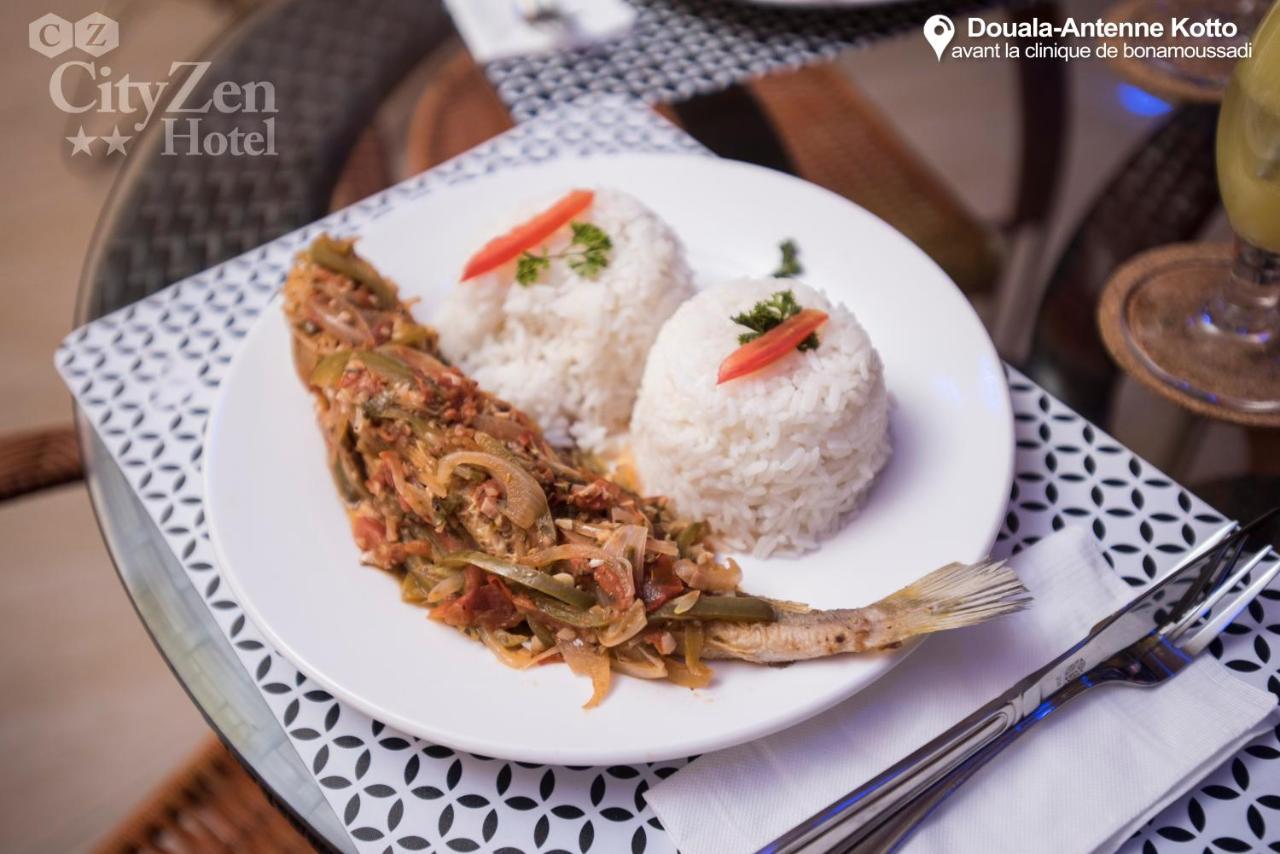 Cityzen Hotel Douala Buitenkant foto