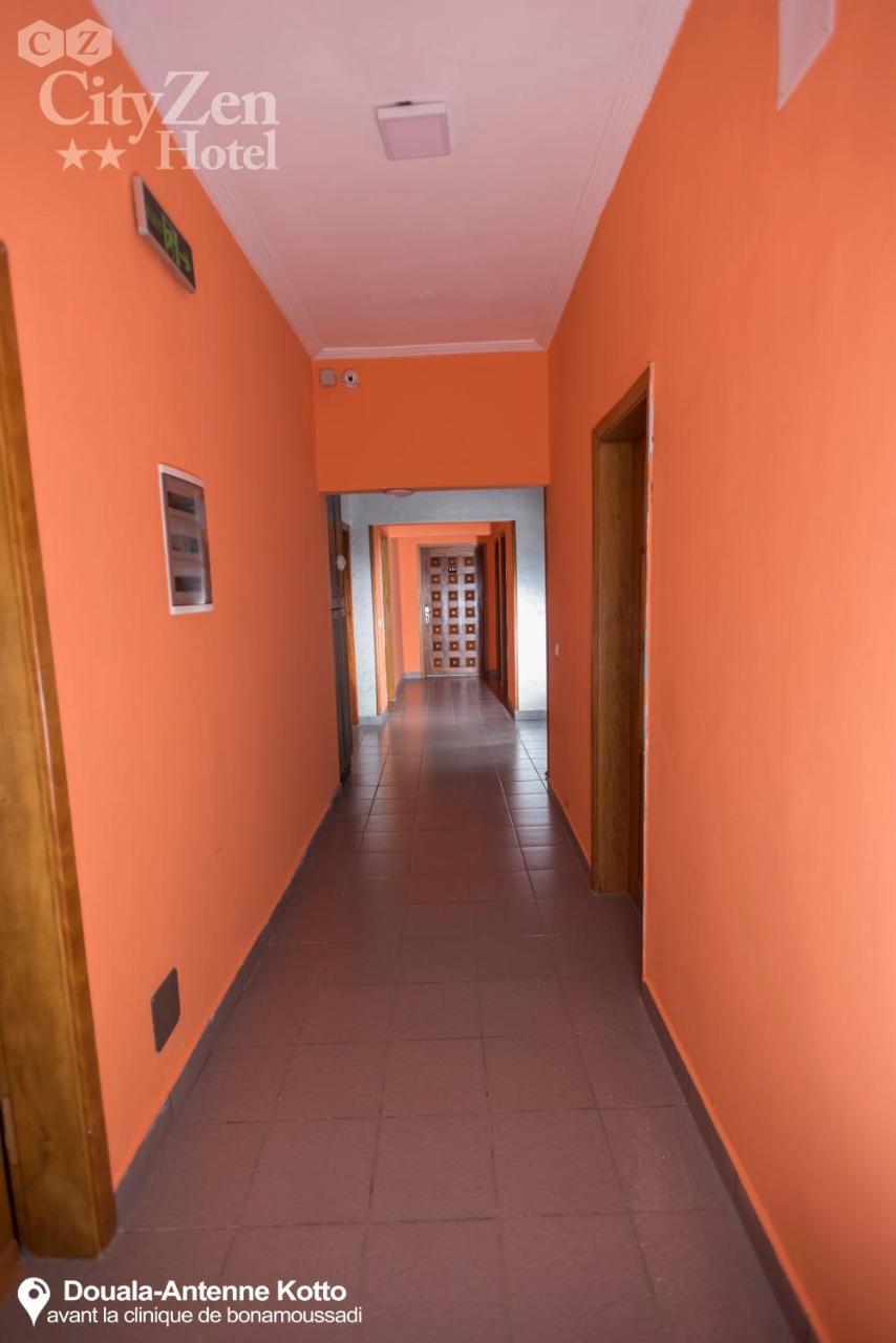 Cityzen Hotel Douala Buitenkant foto