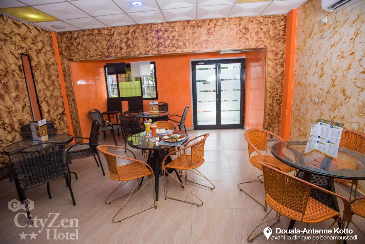 Cityzen Hotel Douala Buitenkant foto